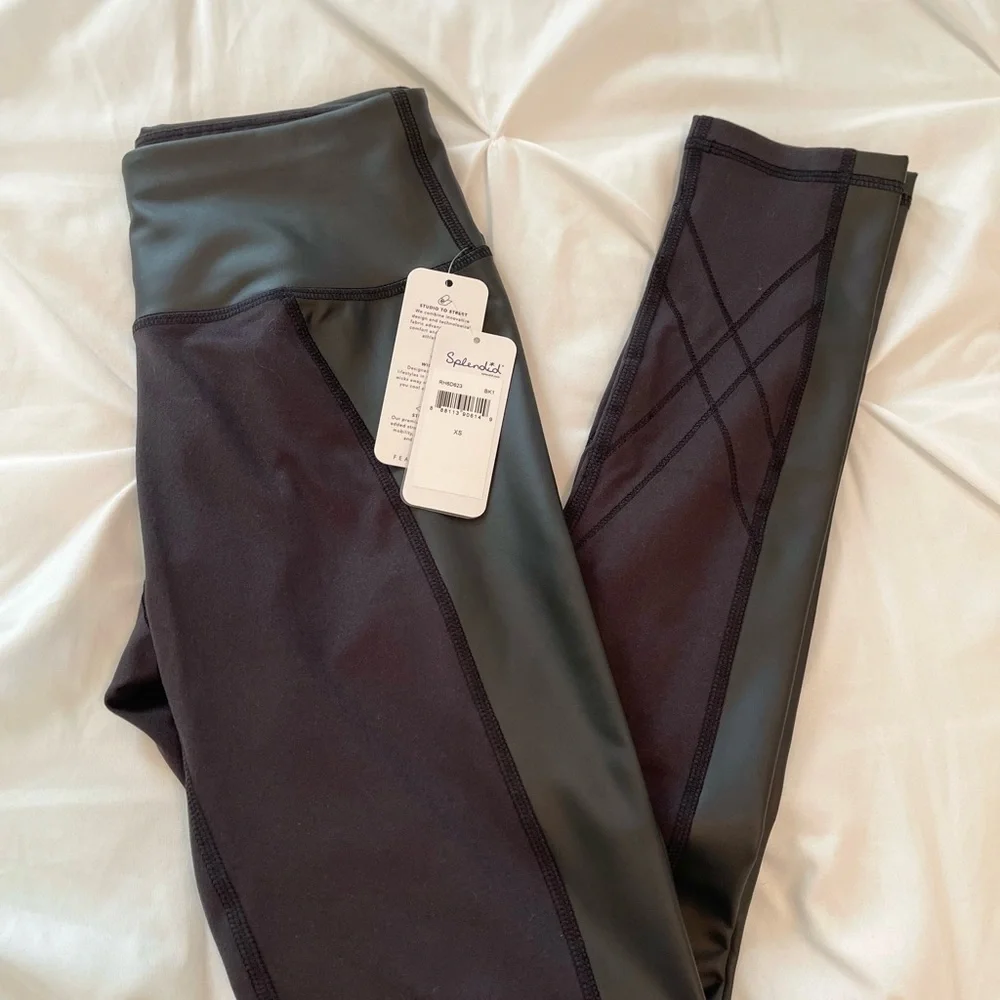 CHIC SPLENDID BLACK FAUX LEATHER LEGGING XS NWT! - Picture 11 of 12